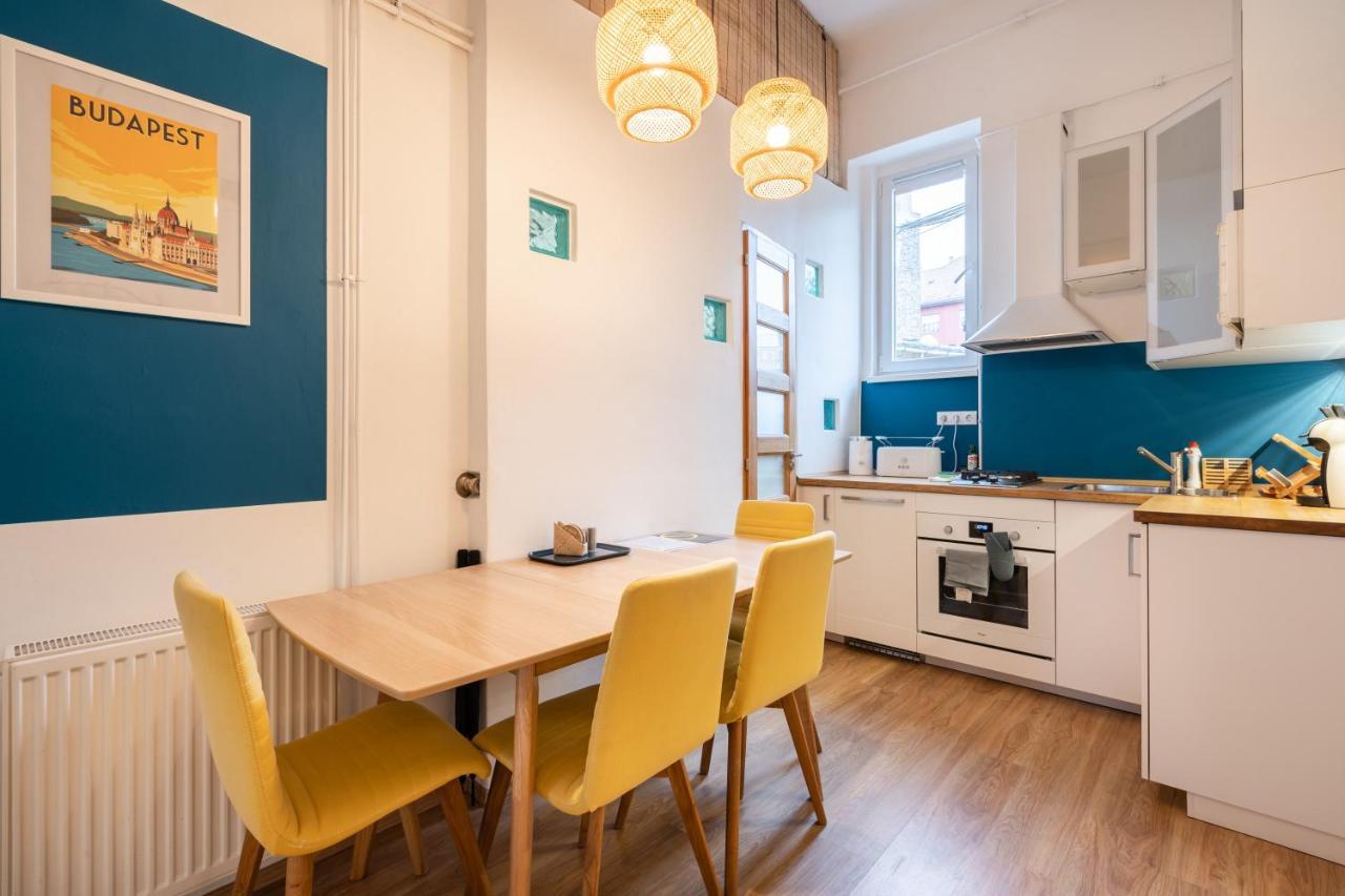 Live Star Apartment Budapest Exterior photo